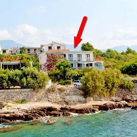Apartament Franic *
